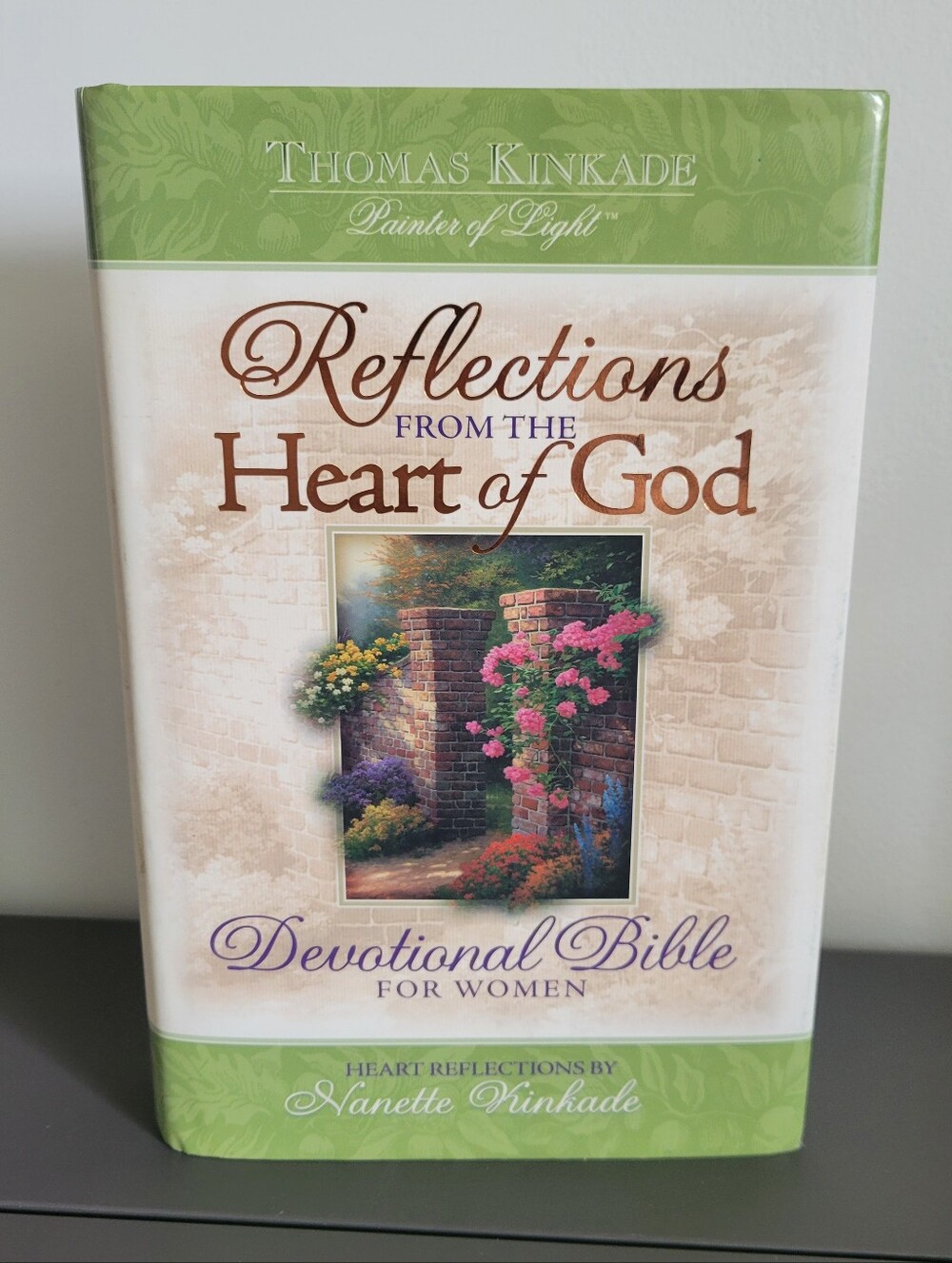 Thomas Kinkade Reflections From the Heart God Woman Devotional Bible Hardcover